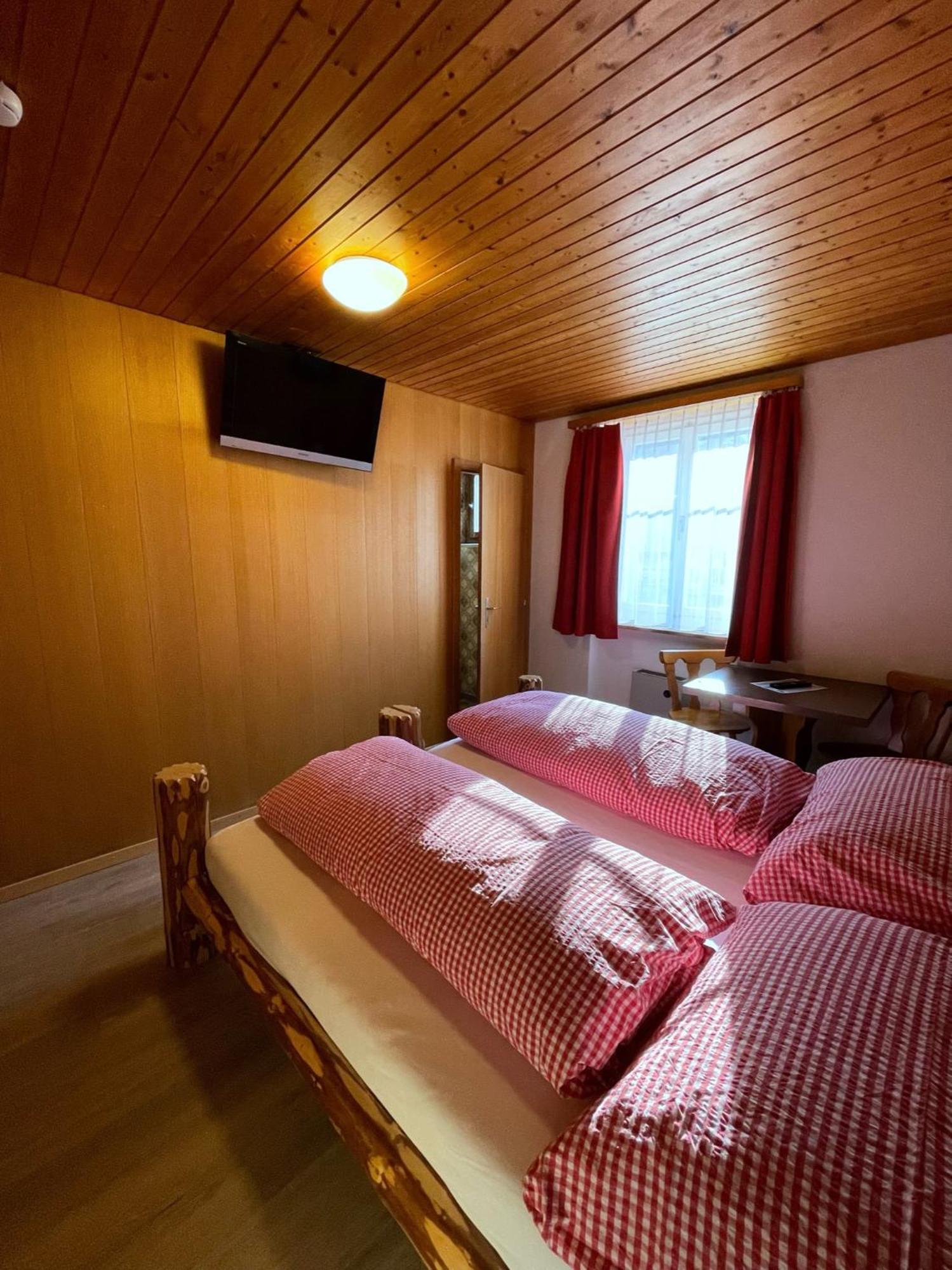 Hotel Tourist Meiringen Eksteriør billede