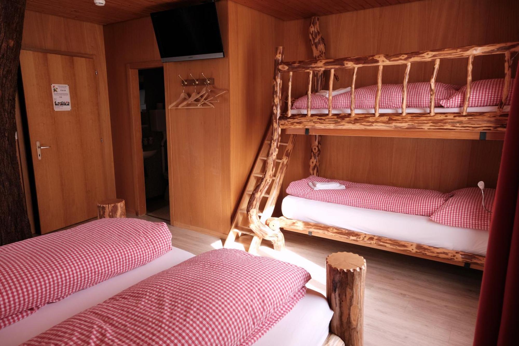 Hotel Tourist Meiringen Eksteriør billede